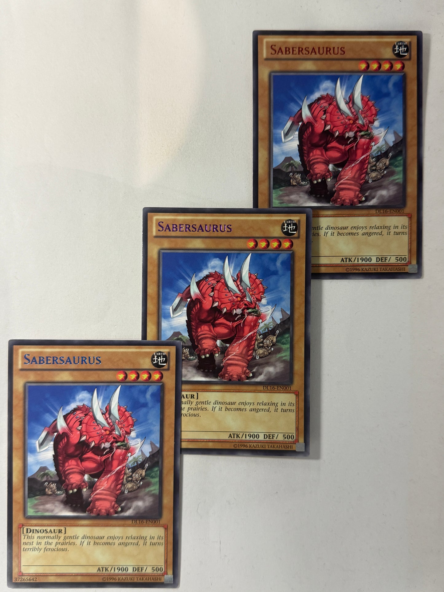 SABERSAURUS DL16-EN001 Playset