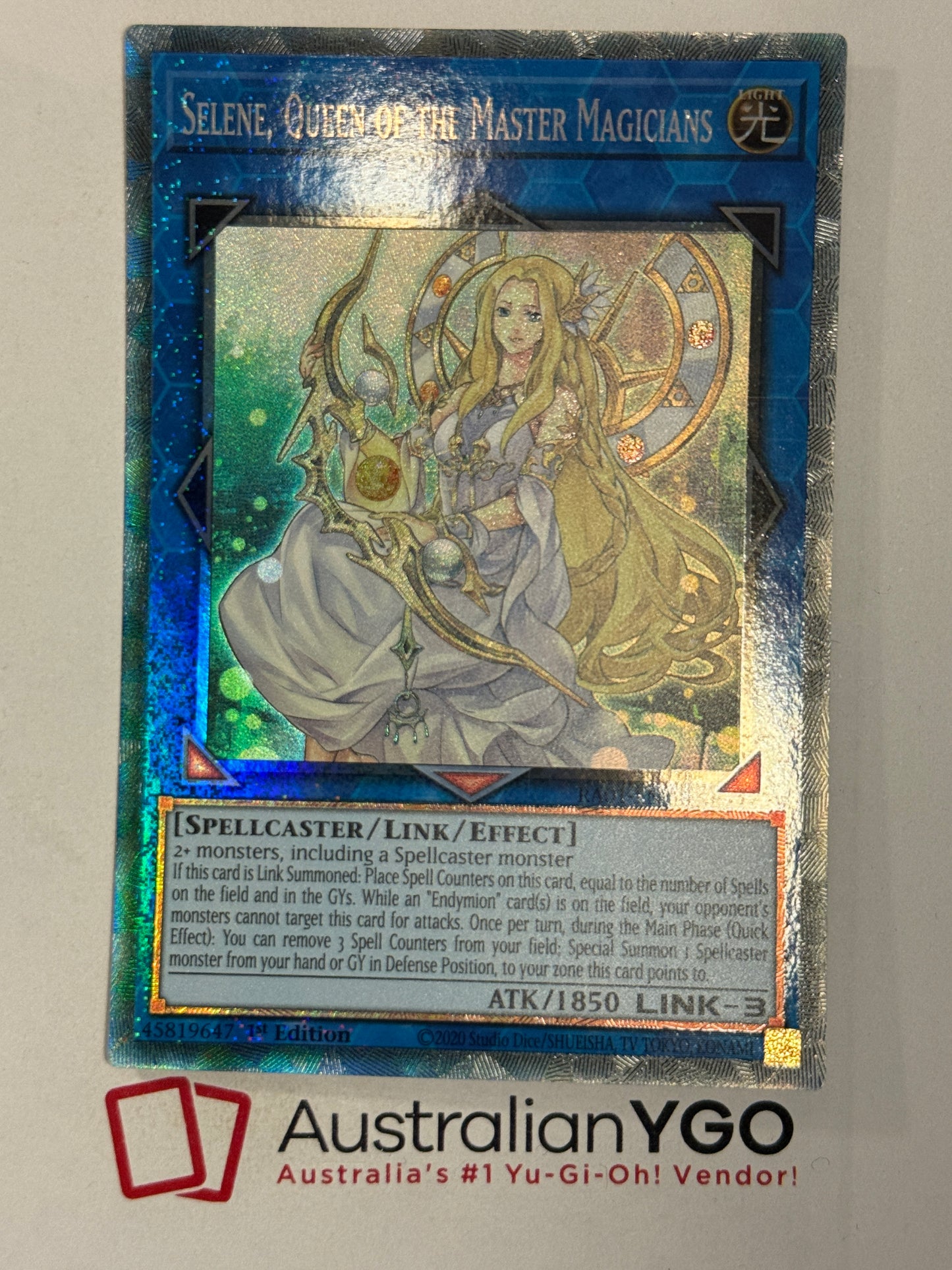 SELENE, QUEEN OF THE MASTER MAGICIANS RA01-EN047 (PCR)