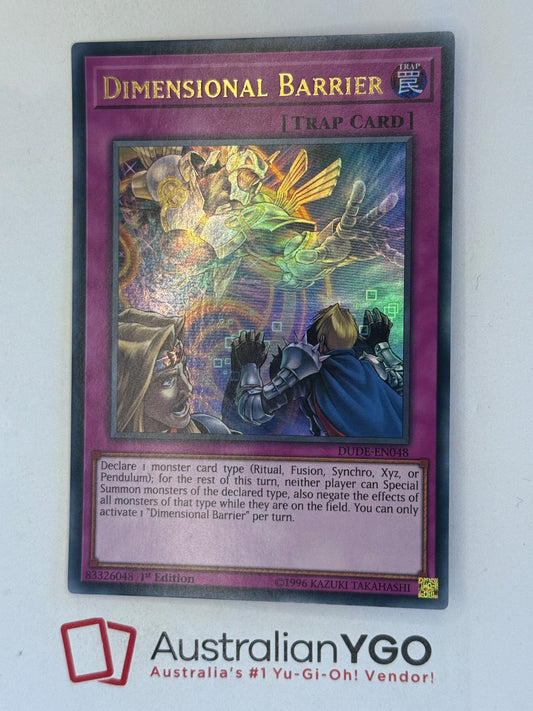 DIMENSIONAL BARRIER DUDE-EN048